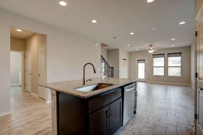 Building Photo - 14114 McCoy Lp