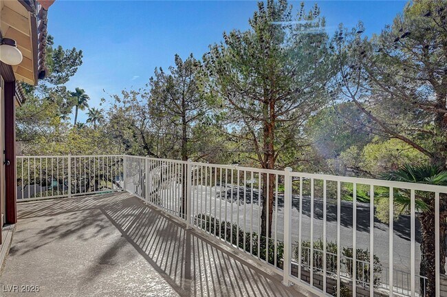 Building Photo - 9433 Angelfish Dr