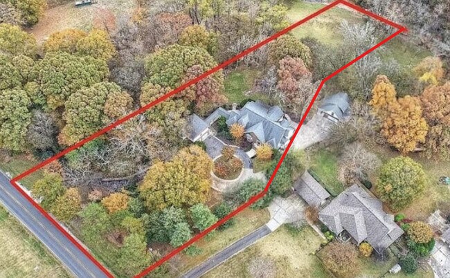 Building Photo - 7914 Gilead Rd