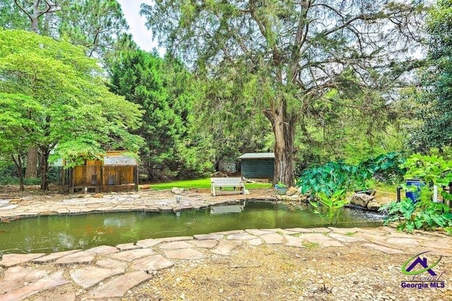 Building Photo - 422 Forrest Dr