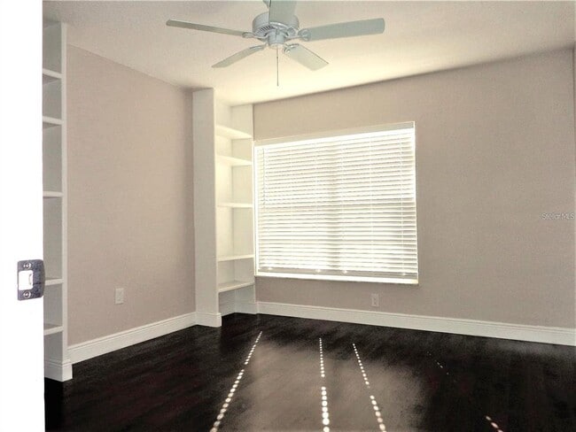 Building Photo - 7910 Hardwick Dr