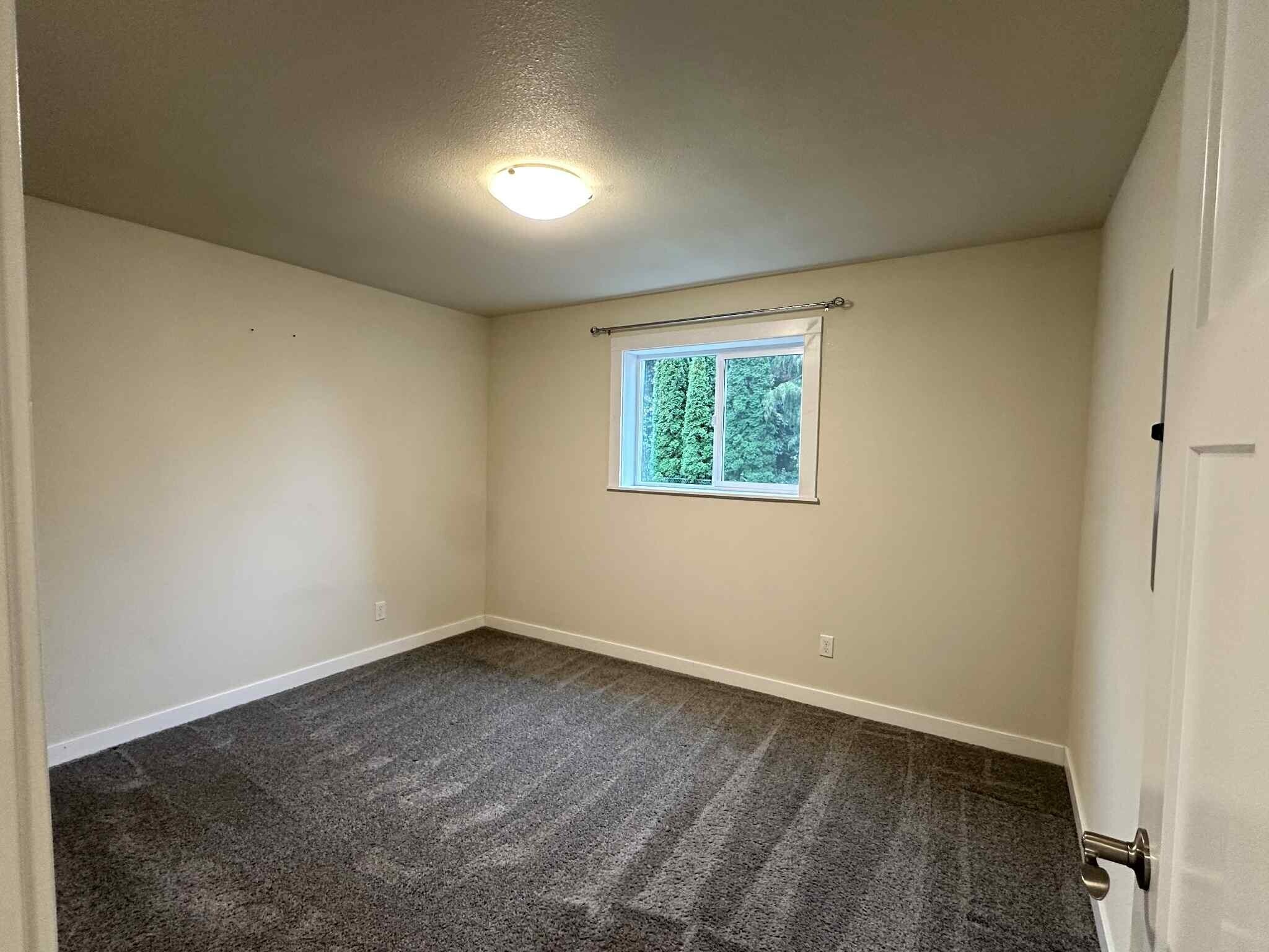 Building Photo - 785 NW West St