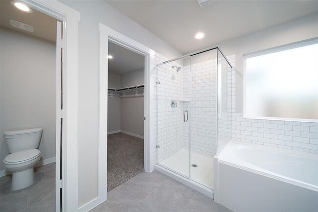 Building Photo - 7411 Victoria Brook Trace