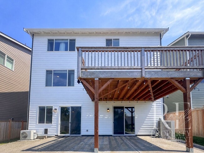 Building Photo - 4219 Nettle Dr SE