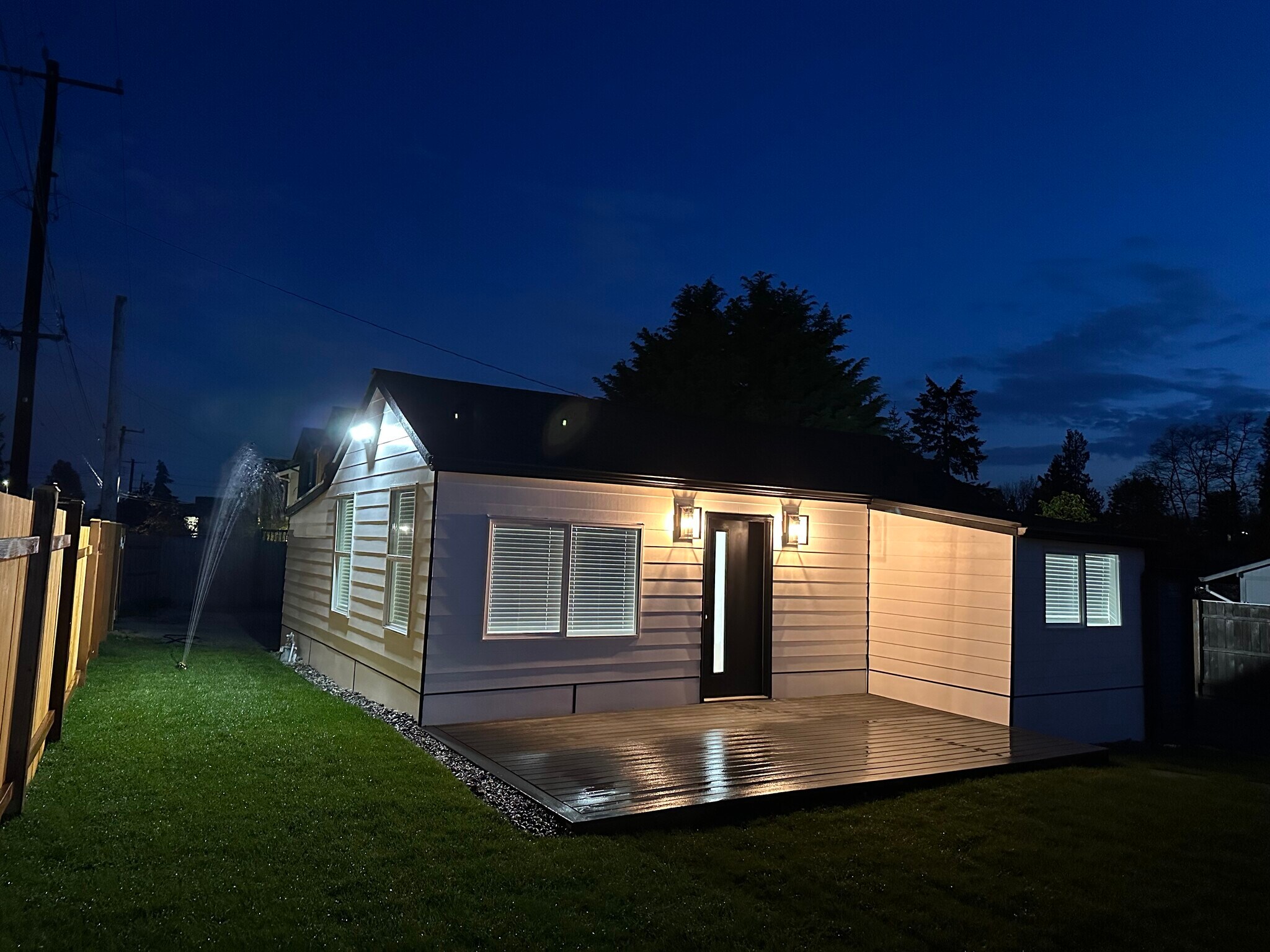 Building Photo - 1747 NE 147th St