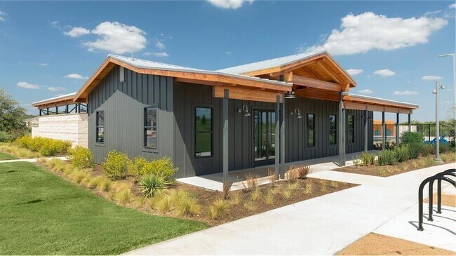 Building Photo - 300 Jeffers