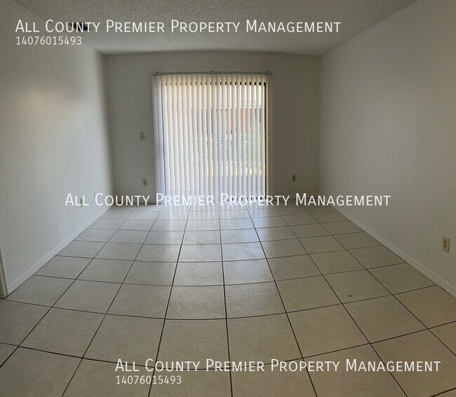 Building Photo - 2021 Caribbean Dr S