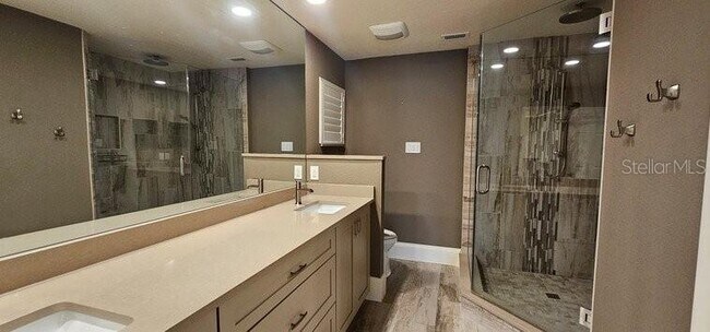 Building Photo - 2871 Coral Way