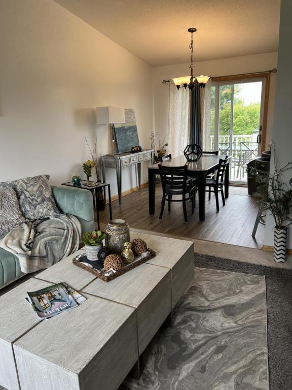 Building Photo - 5364 56th Ave NW