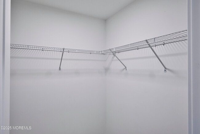 Building Photo - 52 Colfax St