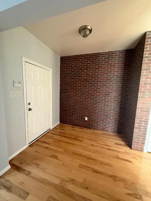 Building Photo - 5521 Paloma Ct