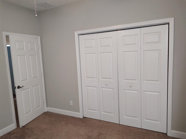 Building Photo - 3712 Riverton Trail