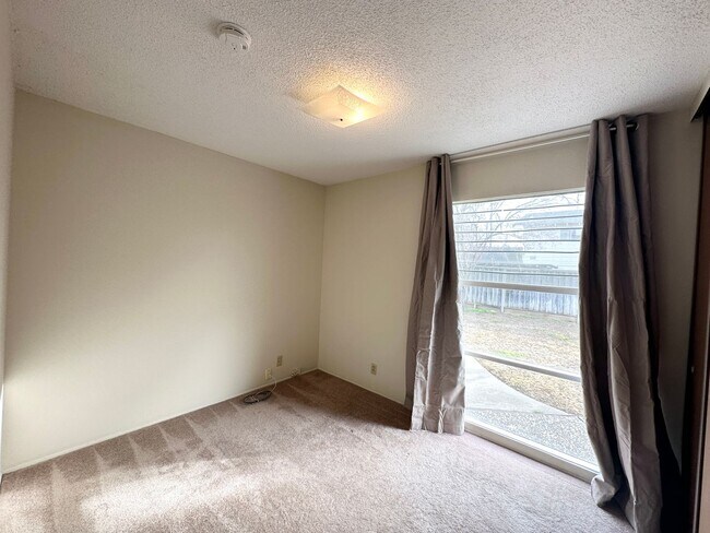 Building Photo - 3 Bed 2 Bath Home in Cupertino! Great Location and Schools!