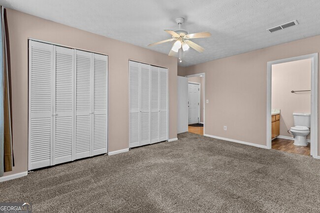 Building Photo - 236 Mateo Walk