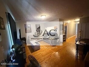 Building Photo - 1320 S 17th St