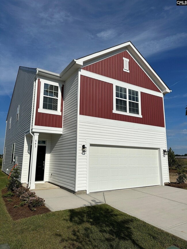 Building Photo - 643 Olympia St