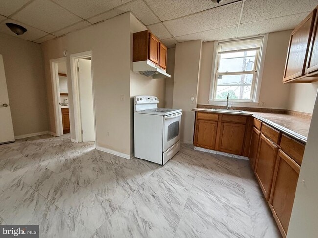 Building Photo - 5307 York Rd