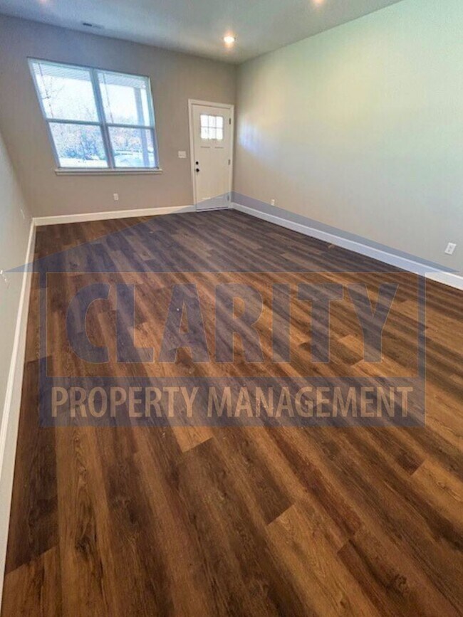 Building Photo - **One month free w/ a 15 month lease!**