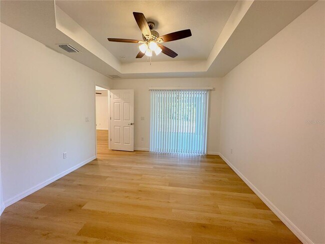 Building Photo - 1017 Carnegie Dr