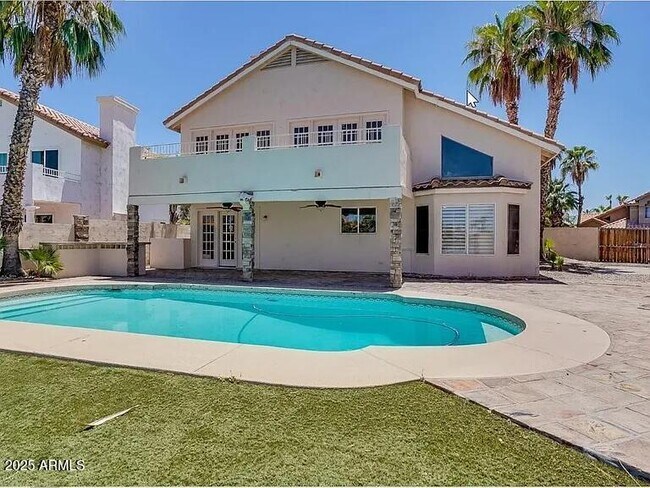 Building Photo - 16625 S 34th Way