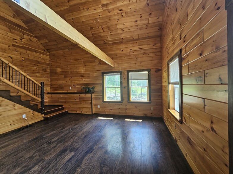 Livingroom area - 2058 E Clarendon Rd