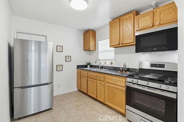 Building Photo - 1104 Williamson Ave