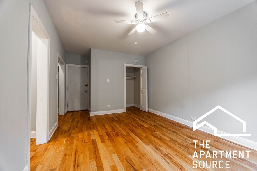 Building Photo - 1154 N Dearborn St