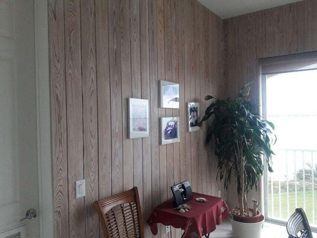 Building Photo - 4 Harbour Isle Dr E