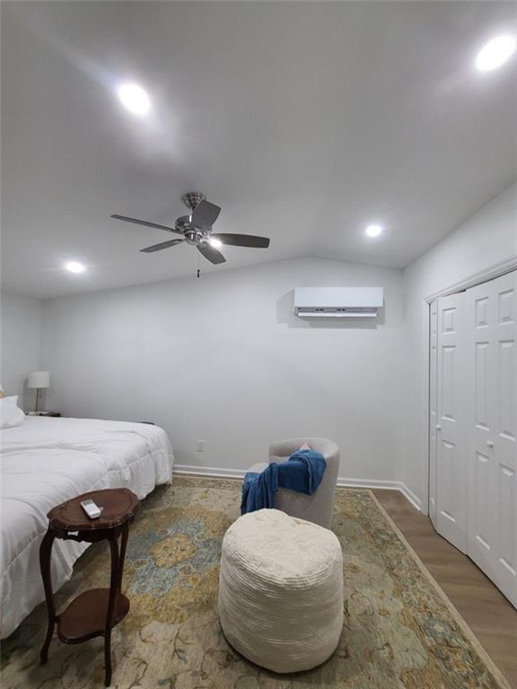 Building Photo - 1416 Woodland Hills Dr NE