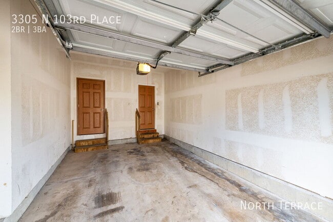 Building Photo - 3305 N 103rd Pl