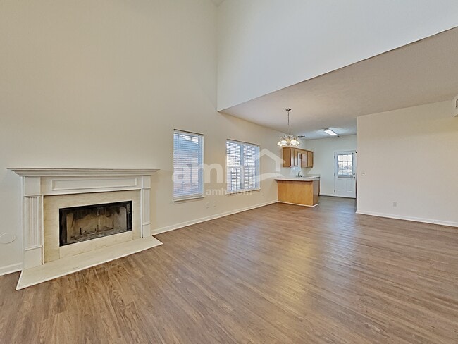 Building Photo - 6852 Scarlet Ridge Dr