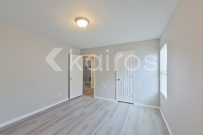 Building Photo - 19623 Gentle Creek Way