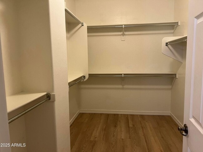 Building Photo - 6734 W Blackstone Ln