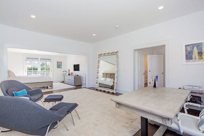 Building Photo - 20 Lighthouse Ln