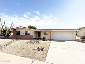 Building Photo - 10223 W Andover Ave