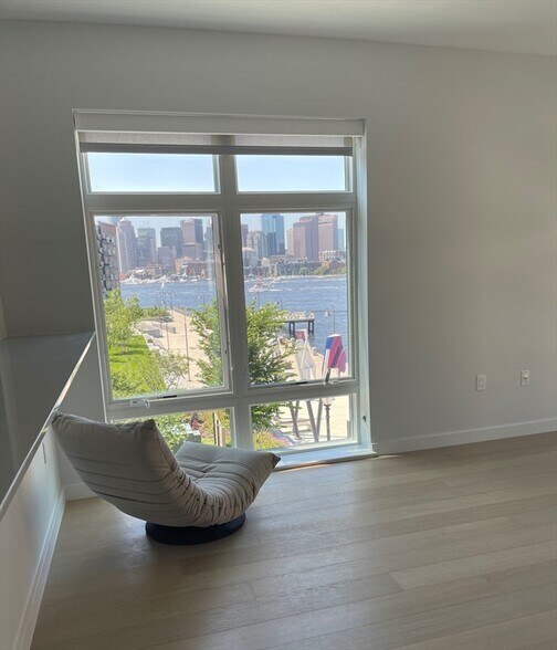 Building Photo - 1 Lisbon St