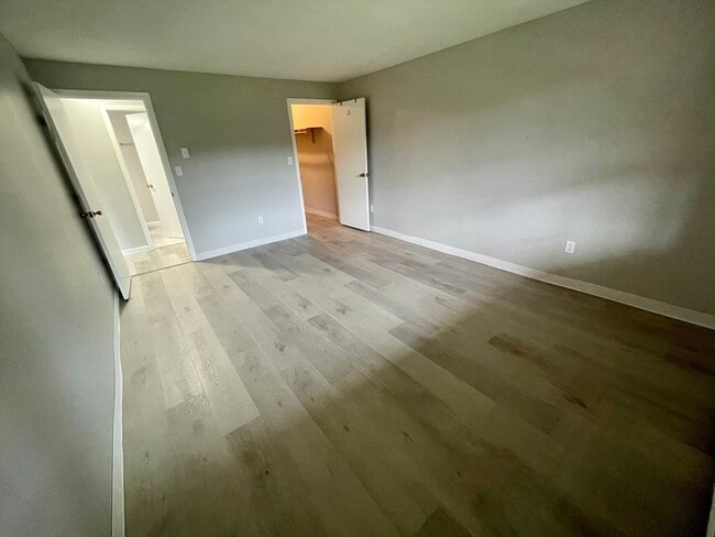 Building Photo - 14B Mayberry Dr