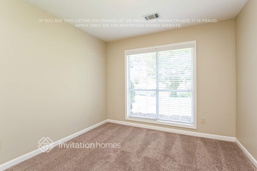 Building Photo - 650 Trellis Pond Ct
