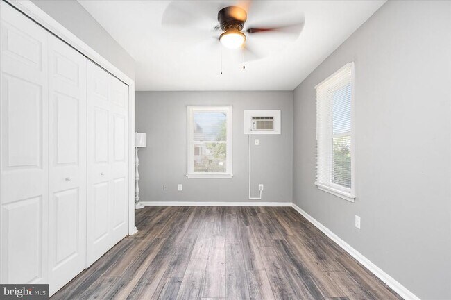 Building Photo - 303 Miles Rd