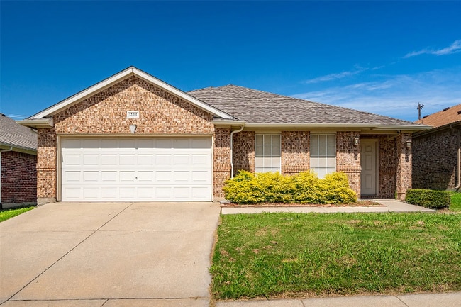 Building Photo - 13301 Evergreen Dr