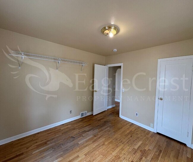 Building Photo - Three Bedroom, Two Bathroom House Located ...