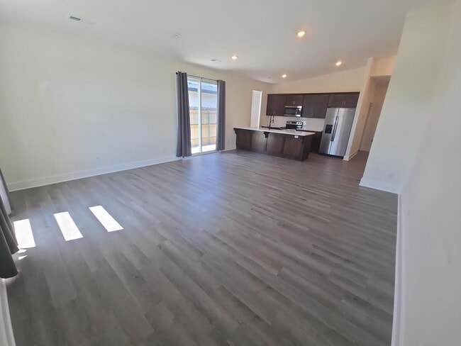 Building Photo - 3-bed, 2 bath Single Family Home for Rent!