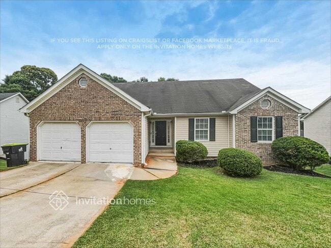 Building Photo - 4730 Camelot Dr