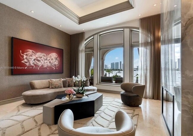 Building Photo - 432 S Hibiscus Dr