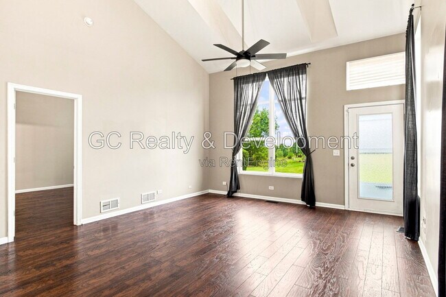 Building Photo - 8026 Bluestem Ave