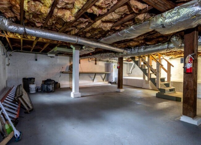 Building Photo - 1501 Tuckaleechee Pike