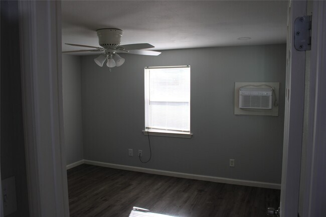 Building Photo - 4214 Fuqua St