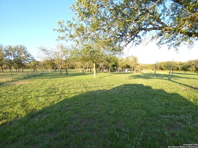 Building Photo - 234 Mill Dam Rd