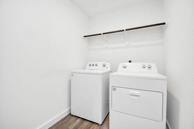 Building Photo - 8718 Partridge Ct