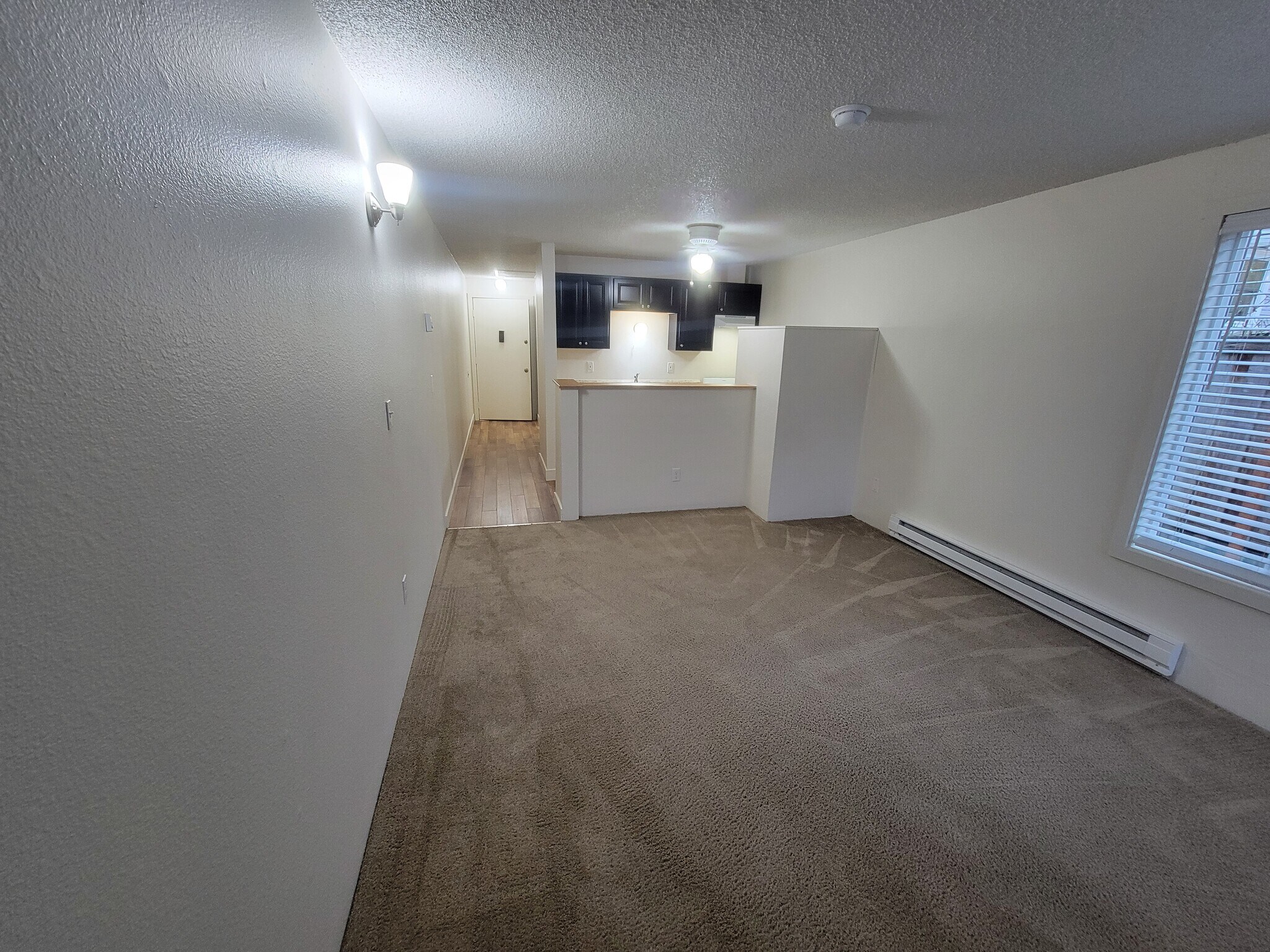 Building Photo - 2405 NW Irving St